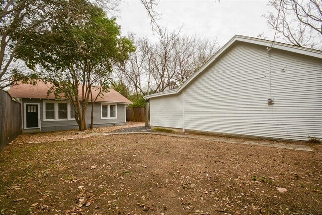 Building Photo - 3006 Fruth St