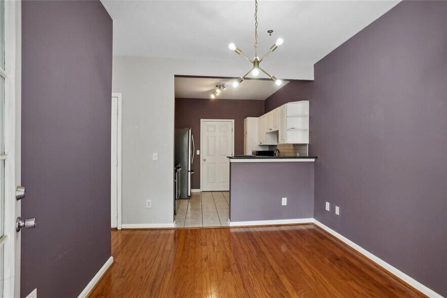 Building Photo - 206 Spring Heights Ln