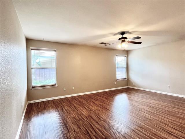 Building Photo - 2805 Nandina St