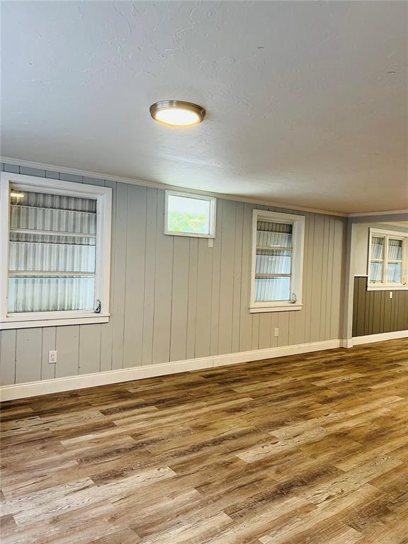 Building Photo - 501 25th Ave W