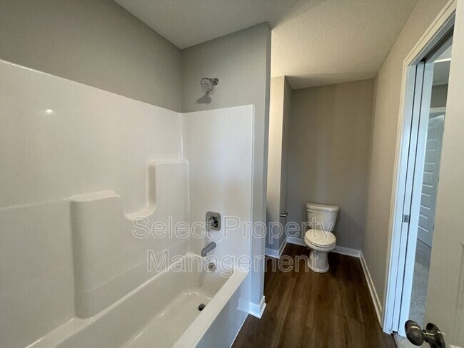 Building Photo - 5426 Copper Horse Trl