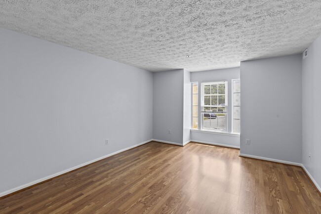 Building Photo - Coming Soon! Beautiful 2nd Floor Condo End Unit! Off of Route MD 100 & Close to MD Commuter Routes!
