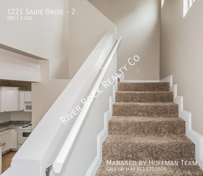 Building Photo - 1221 Sadie Dr