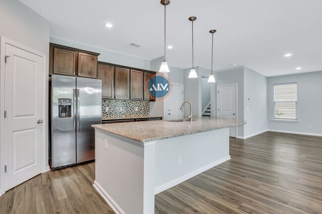 Building Photo - Upgraded 4BR in Heritage at New Riverside – Fenced Yard, Island Kitchen - Available July 15