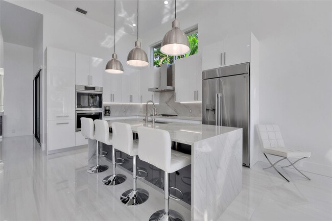 Building Photo - 4088 Briarcliff Cir