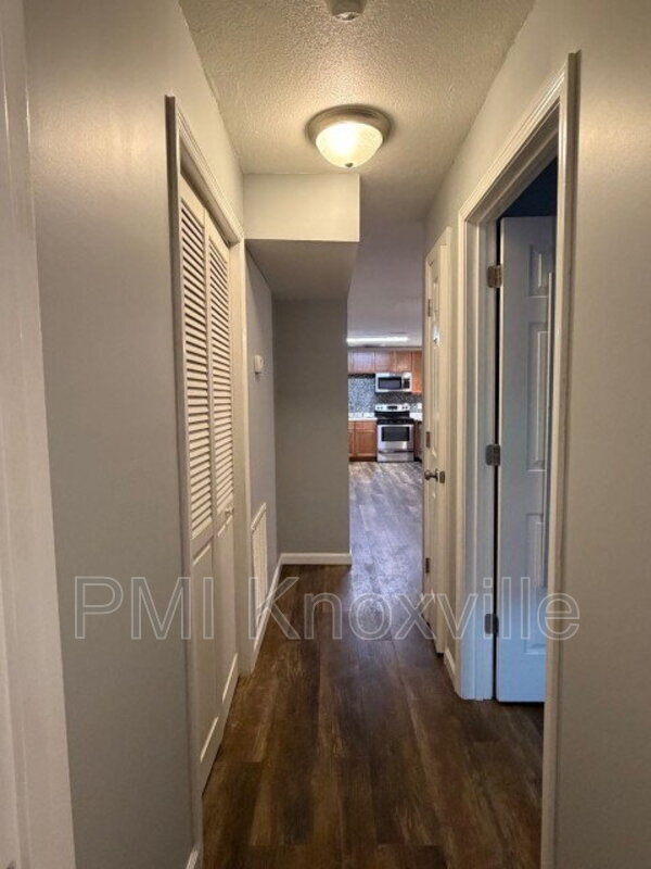 Building Photo - 4136 Larigo Dr