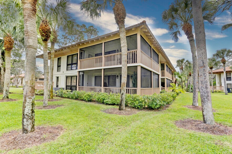 Building Photo - 206 Brackenwood Ter