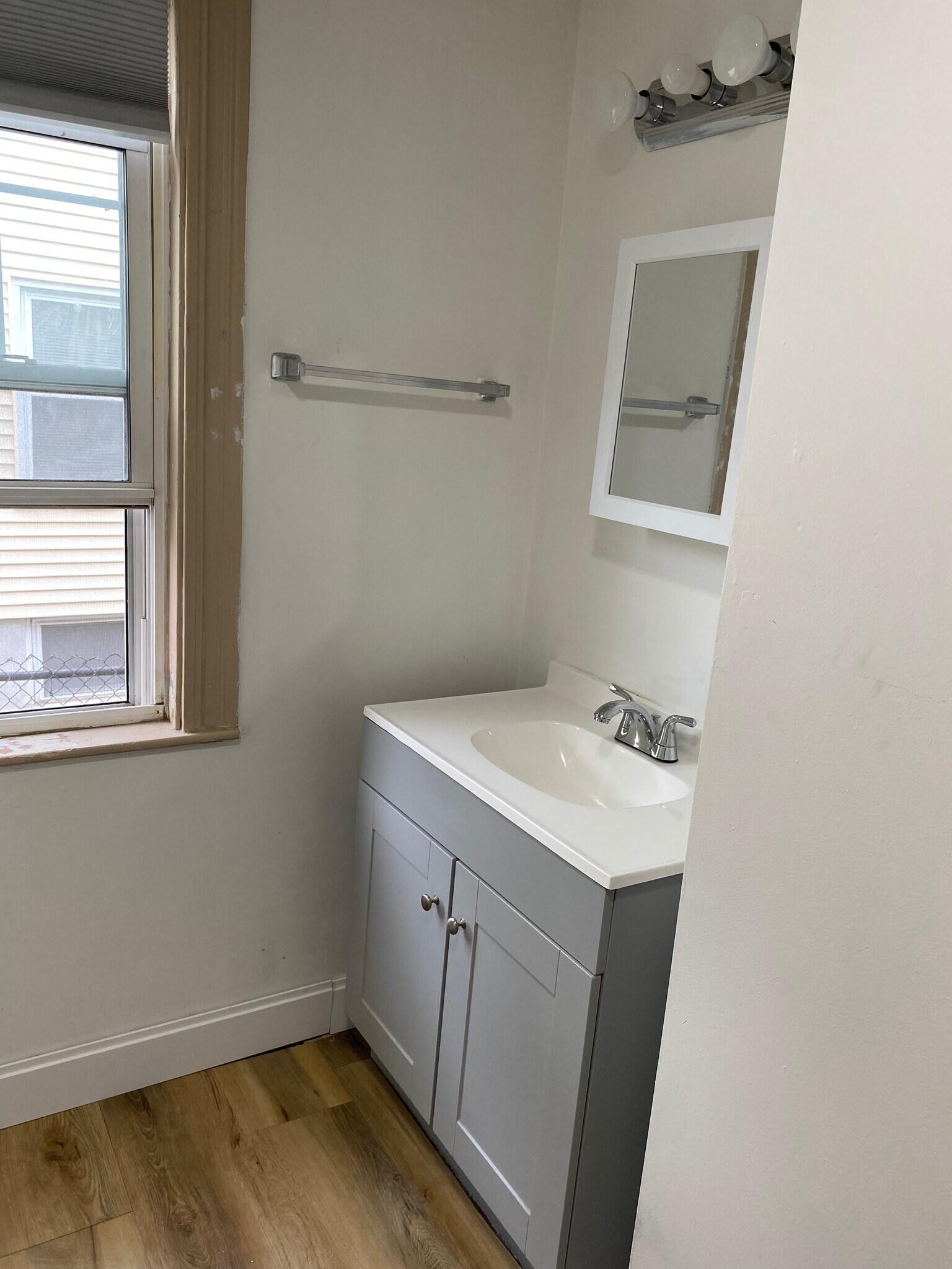 Building Photo - 4093 Washington St