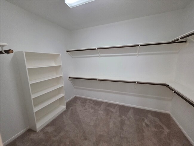 Building Photo - 4427 Garden Ridge Ct