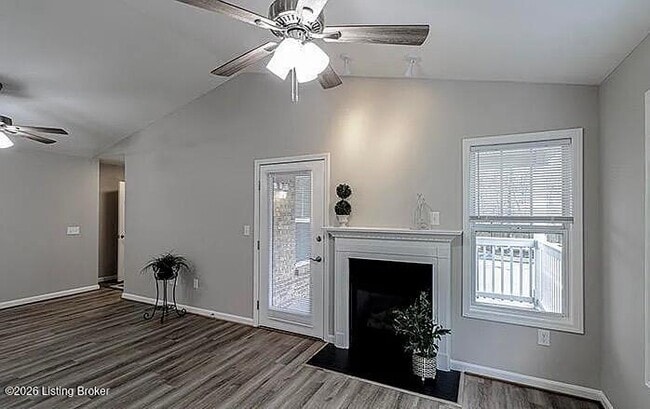 Building Photo - 6520 Brook Bend Way