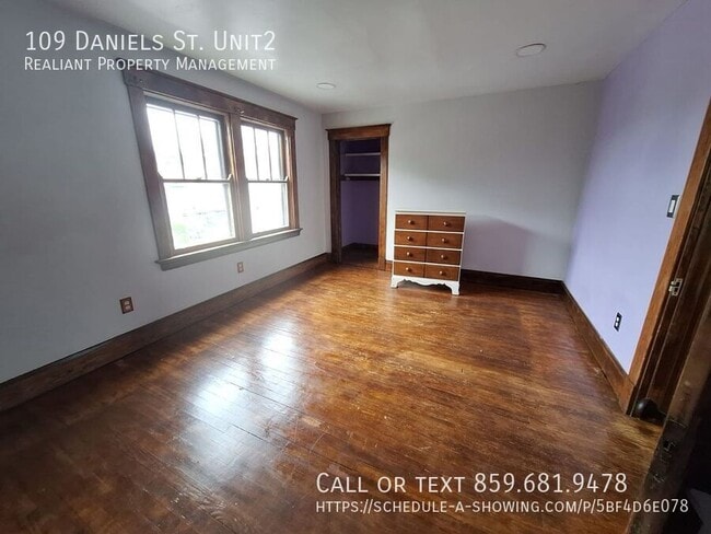 Building Photo - 109 Daniels St