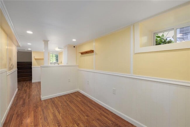 Building Photo - 272 Boulevard