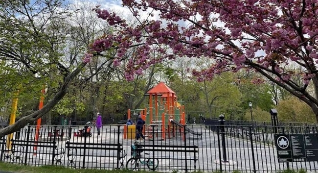 Building Photo - 118-82 Metropolitan Ave