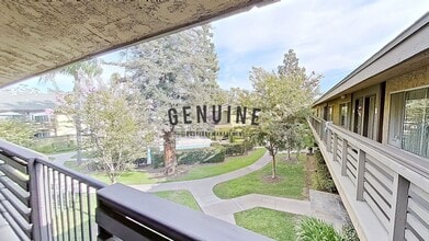 Building Photo - Beautiful 2 Bedroom in Creekside Villas!