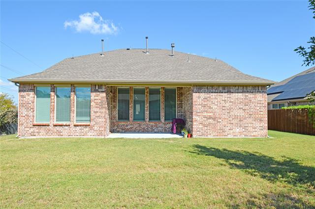 Building Photo - 10021 Farmland Dr