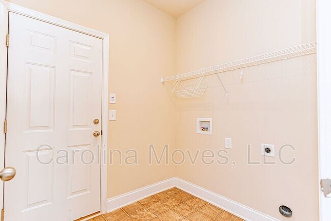 Building Photo - 12 Glenmora Rd