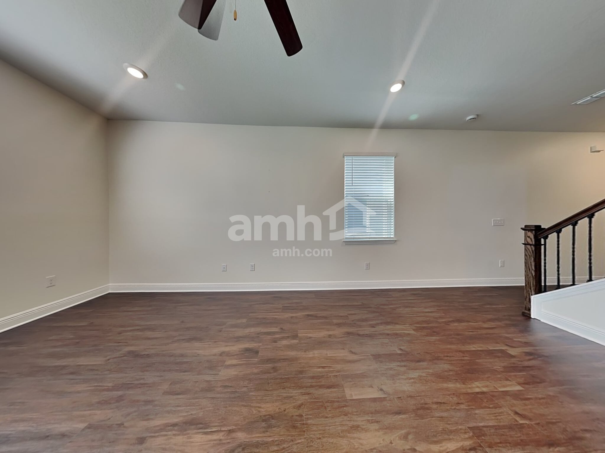 Building Photo - 27438 St Andrews Ave