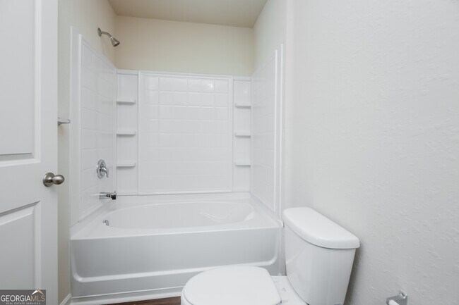 Building Photo - 340 Augusta Woods Dr