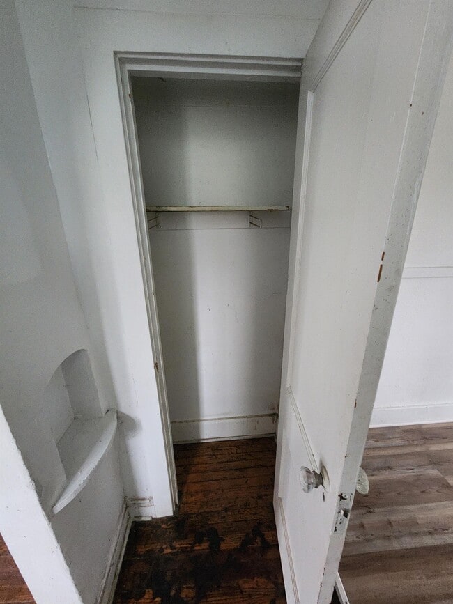 Building Photo - 2530 Bonds Ave