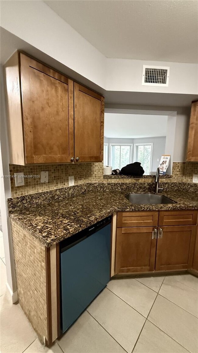 Building Photo - 2642 NW 33rd St