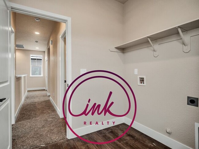 Building Photo - New Townhouses in Gardnerville For Rent