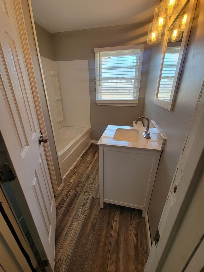 Building Photo - SECTION 8 APPROVED!