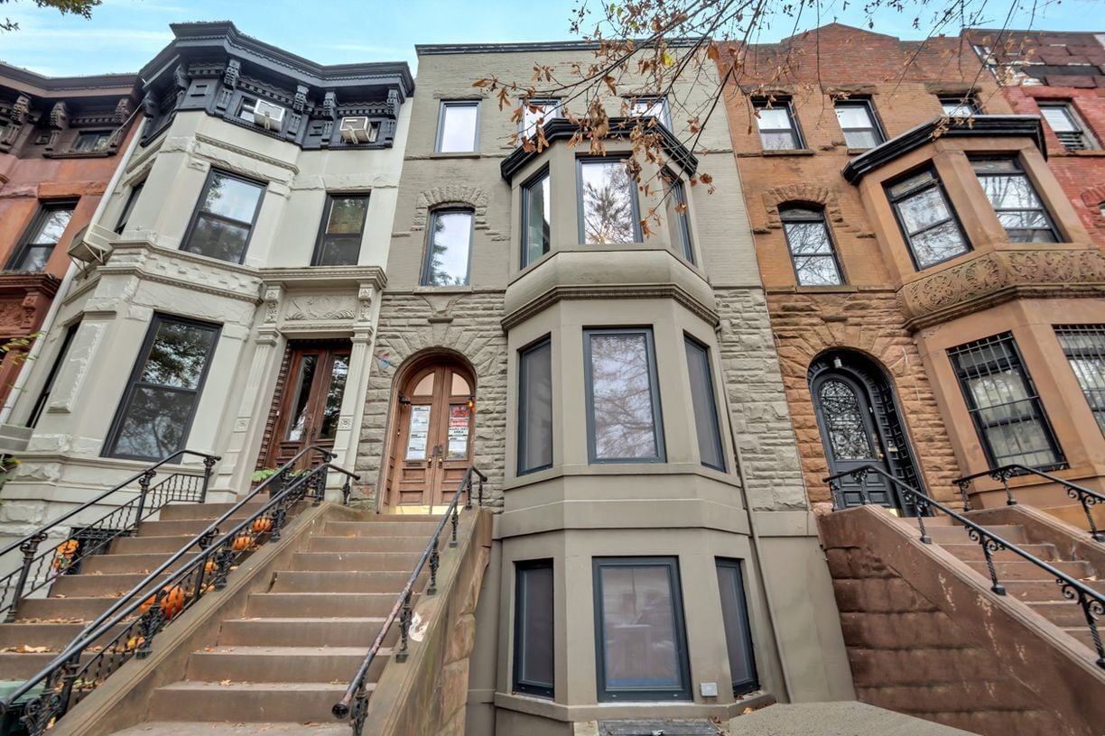 Building Photo - 476 2nd St