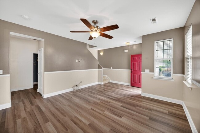 Building Photo - 8831 Kellum Dr