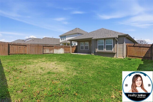 Building Photo - 224 Gidran Trail