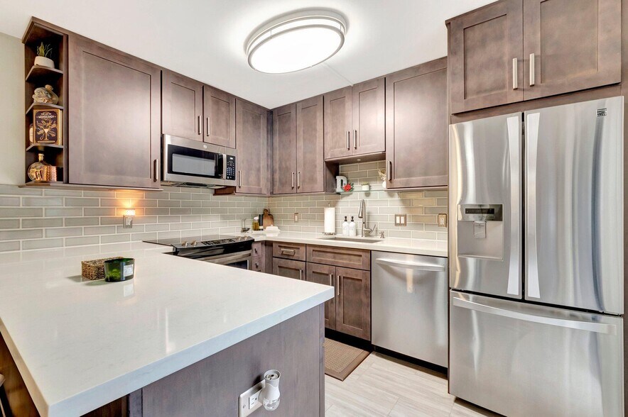Building Photo - 3109 San Clara Dr