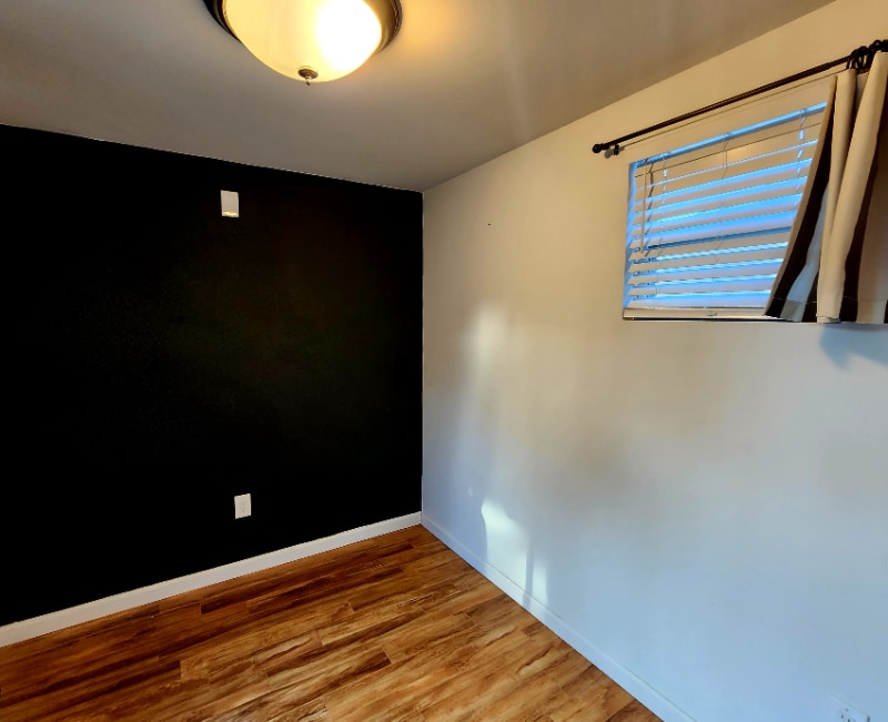 Building Photo - 539 82nd Ave N