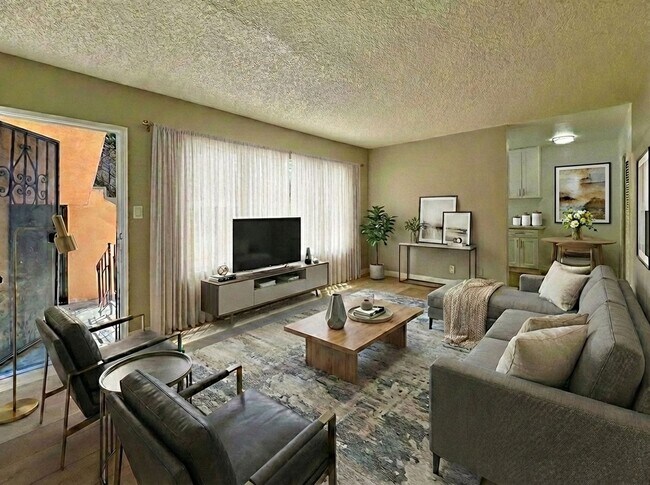 Building Photo - 533-535 W 75th St