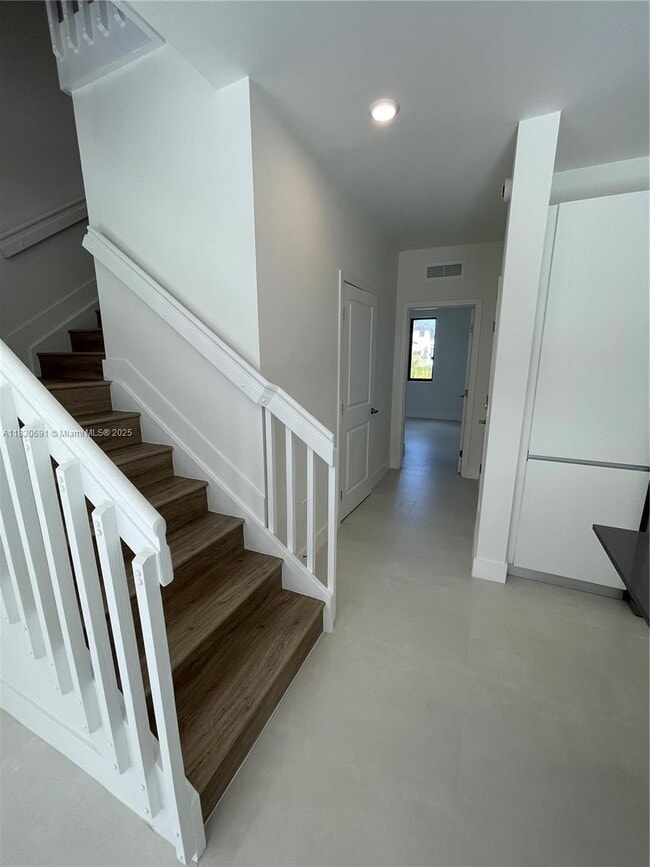 Building Photo - 34491 SW 191st Ct