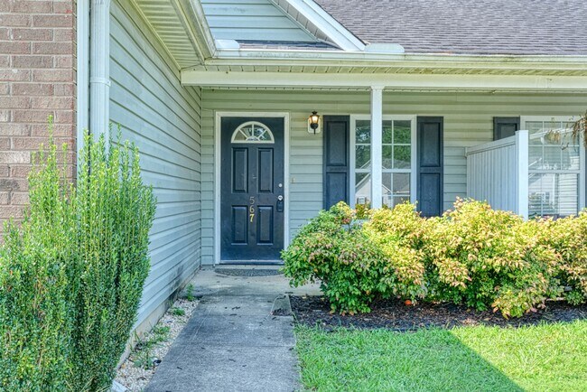Building Photo - 567 Seays Crest Dr