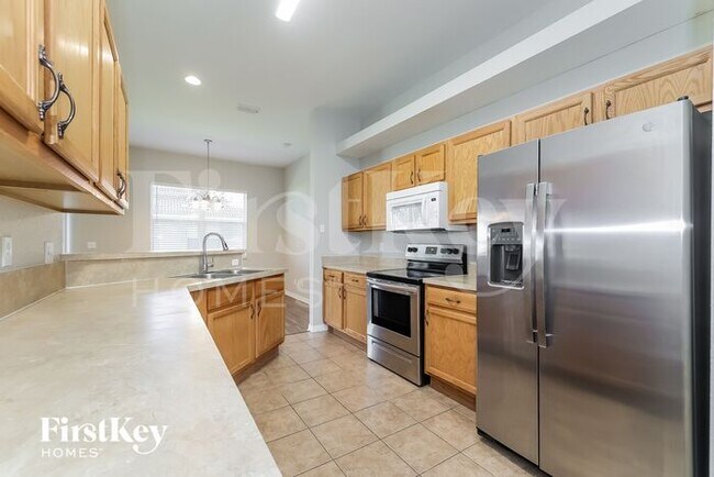 Building Photo - 452 Bay Leaf Dr