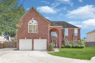 Building Photo - 1630 Trail Oaks Ct