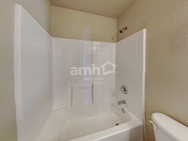 Building Photo - 19691 E 39th Ave