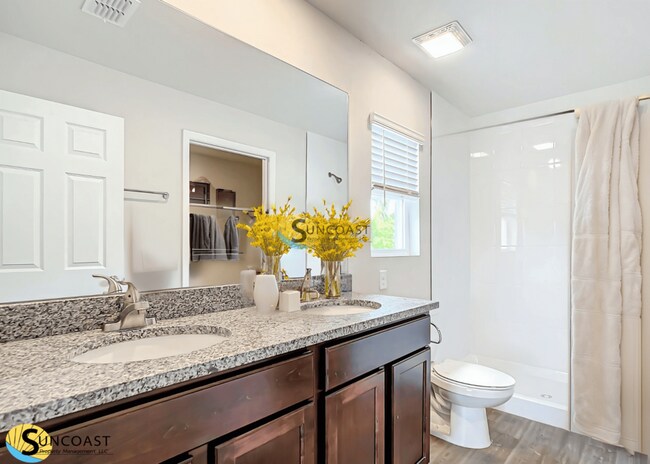 Building Photo - 9 Redwood Track Pass