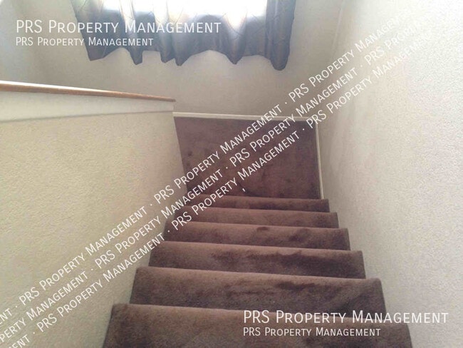 Building Photo - 1623 N Comanche Dr