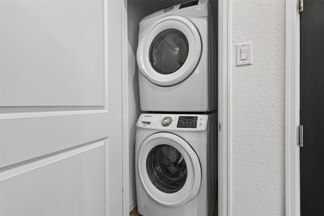 Building Photo - 9626 Dancing Grass Dr