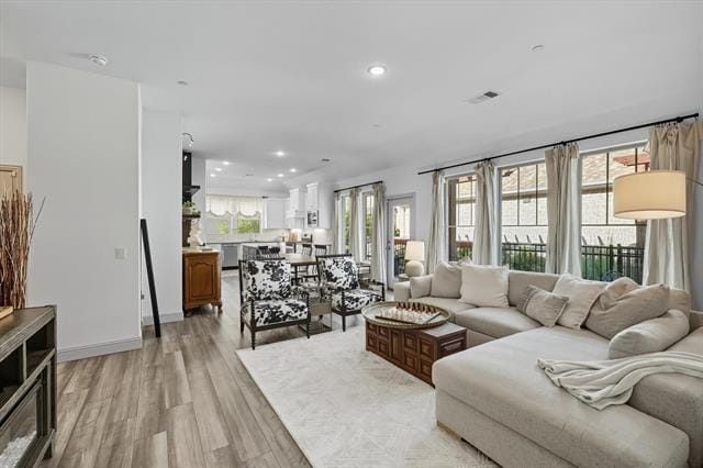 Building Photo - 1029 3rd St