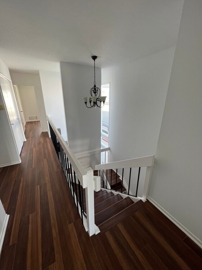 Building Photo - 109 Grand Canal