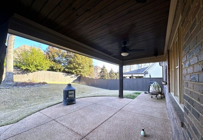 Building Photo - 5 Bedroom /4 Bath House in LAKELAND!!!