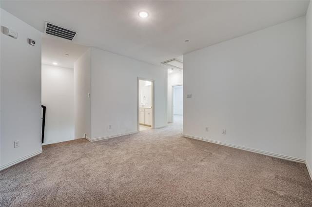 Building Photo - 8940 Samara St