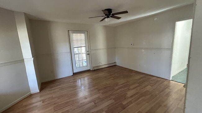 Building Photo - Spacious 4-Bedroom Apartment for Rent in Sanford, ME – Heat & Hot Water Included!
