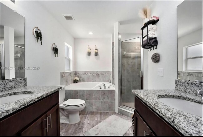 Building Photo - 8240 Campbell Xing Wy