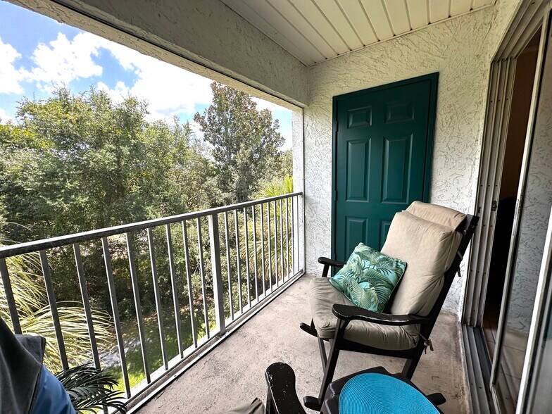Building Photo - 4274 Calinda Ln