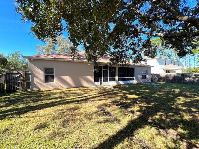 Building Photo - 7 Zither Ct