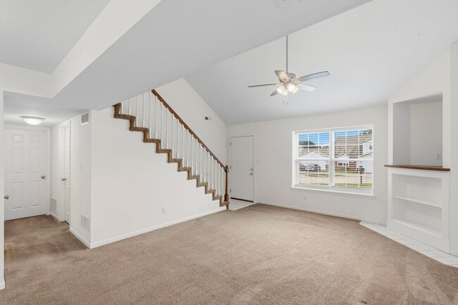 Building Photo - 5004-5006-5006 Betty Jean Way