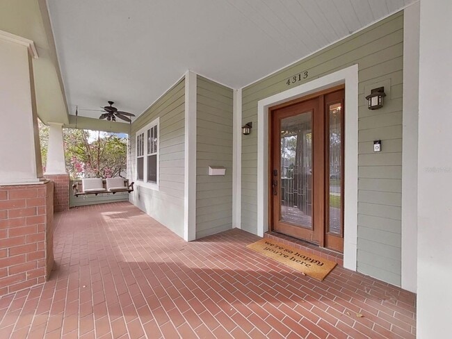 Building Photo - 4313 W Granada St